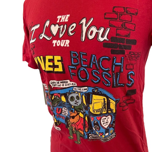 🌺HOST PICK🌺 Wavves/Beach Fossils band/concert tshirt - Picture 5 of 8